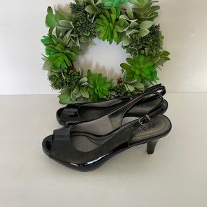 Life Stride Soft System Peep Toe Slingback  Size 7.5 NWOT